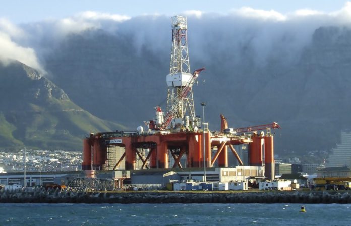 oil-rig-cape-town-802x516