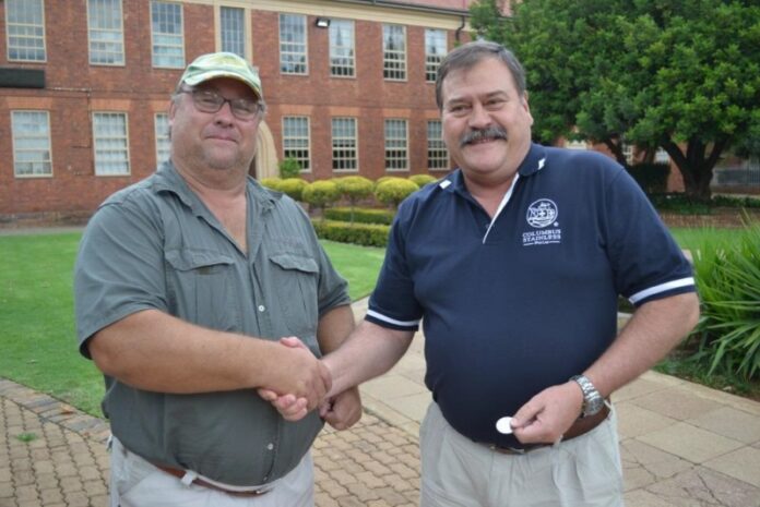 Columbus Stainless donates 2000 coins