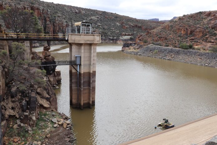 Gamka Dam in Beaufort West-1