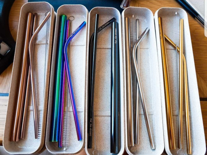Far_Go Straws 3
