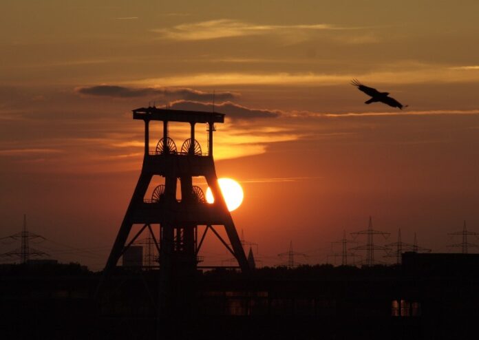 Mining - Mine - Underground - Sunset - Power