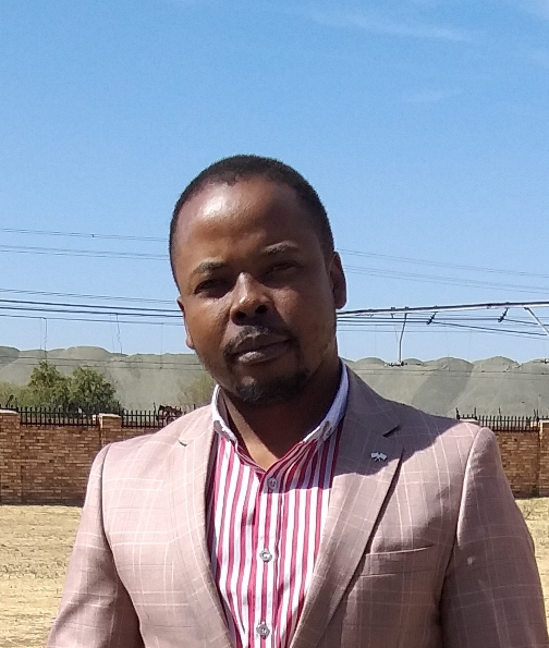 Tshepo Molusi